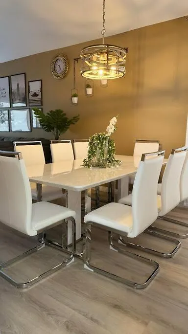 Heart Of Las Vegas 8 Beds, Pool Table, Bbq! Holiday home