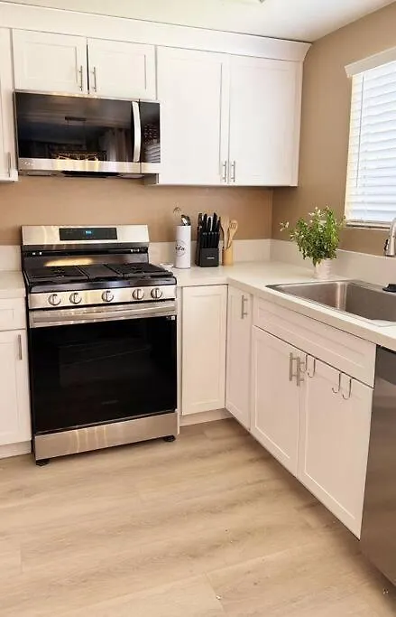 Heart Of Las Vegas 8 Beds, Pool Table, Bbq! 0*,