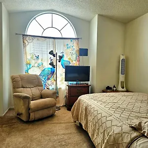 Private In A House Close To Red Rock & Vegas Strip Homestay